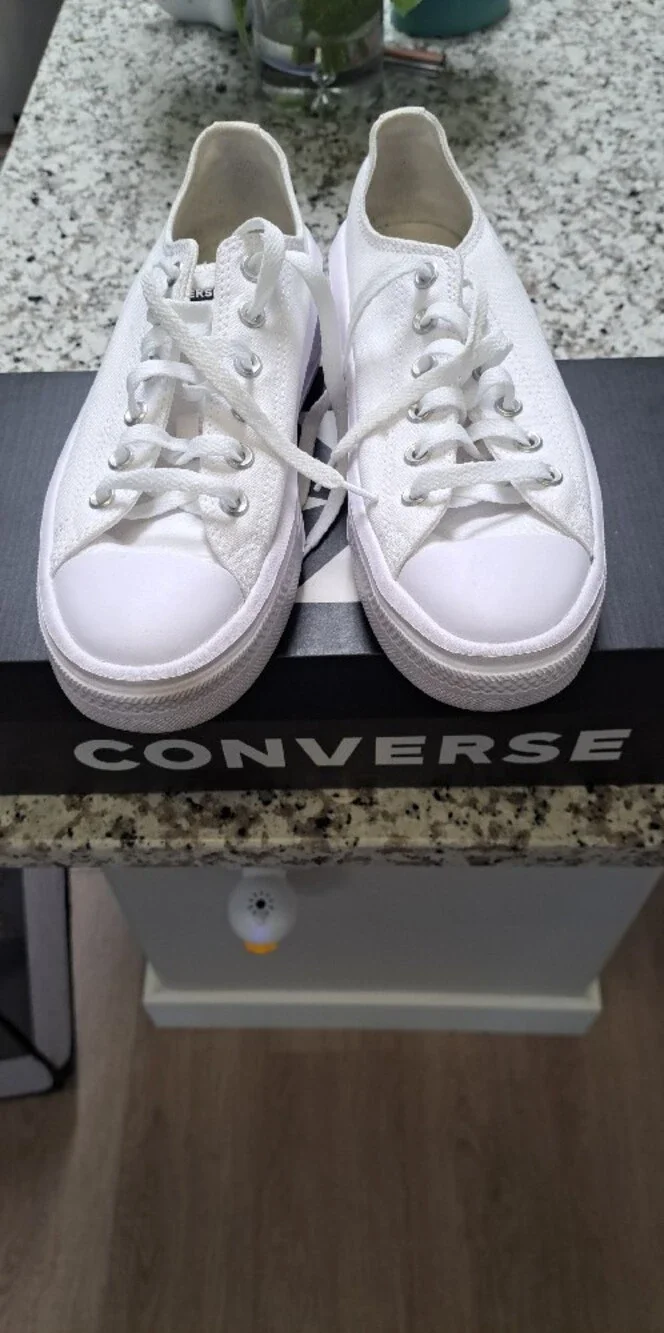 All White Converse Chuck Taylor® All Star® Move Platform Ox - Picture 8 of 9